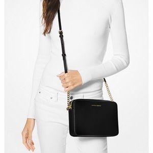 Jet set Michael Kors crossbody bag
